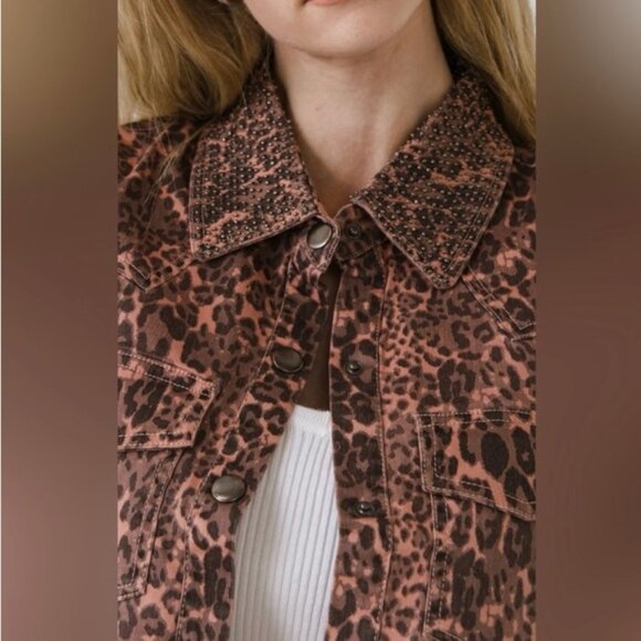 English Rose GrayLeopard Print Fringe Stud Collar Denim Vest Size Medium-Large - Picture 9 of 9